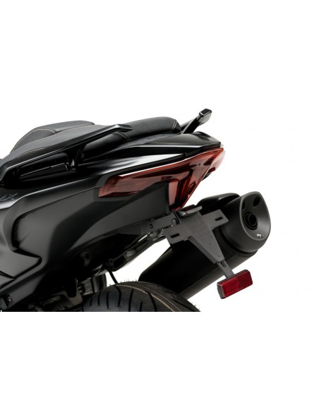 SOPORTE PORTAMATRUCLA PUIG NEGRO YAMAHA T-MAX 560 DX 2023