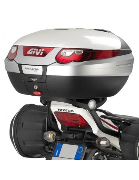 GIVI 268FZ – Adaptador posterior específico para maleta MONOKEY® o MONOLOCK® A combinar con las parrillas MONOKEY® M5, M7, M8A,