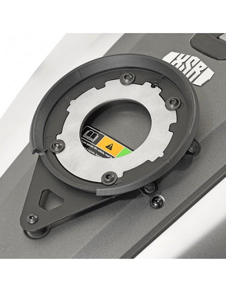 GIVI BF24 – Kit adaptador metálico para el uso de bolsas deposito TANKLOCK, TanklockED no es compatible con las bolsas con