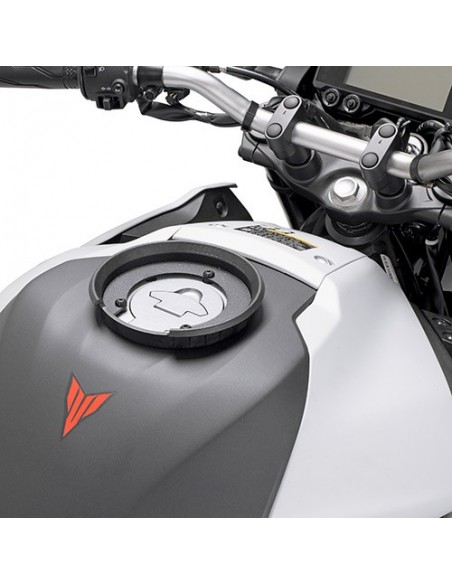GIVI BF54 – Kit adaptador metálico para el uso de bolsas deposito TANKLOCK, TanklockED GIVI BF54 – Kit adaptador metálico para el uso de bolsas deposito TANKLOCK, TanklockED