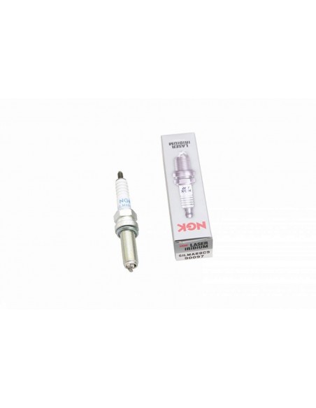 BUJIA NGK SILMAR8C9