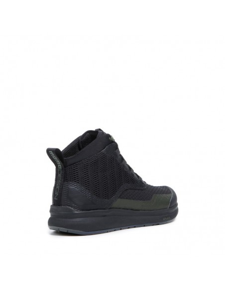 BOTA MOMO FIREGUN-3 AIR NEGRO
