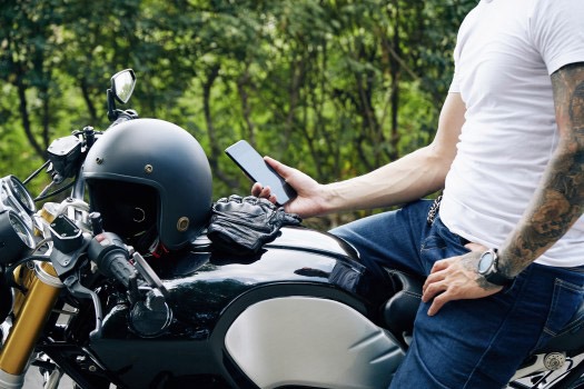 Son legales los intercomunicadores para moto?